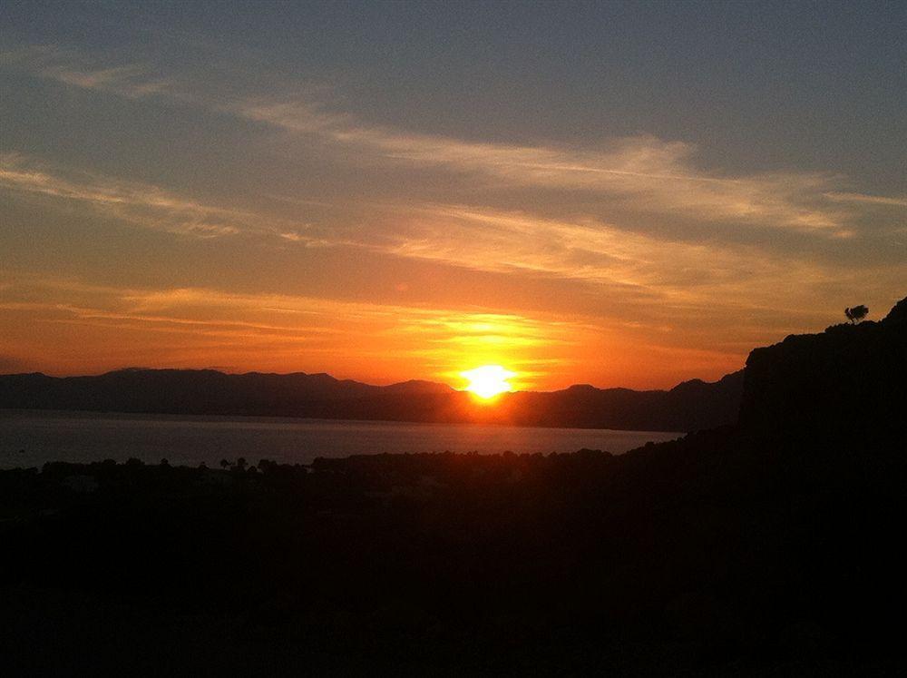 Kalathos Sun Hotel エクステリア 写真